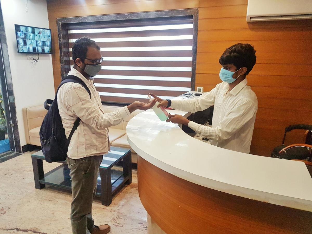 Hotel Aerocity Purple Orchid New Delhi Eksteriør billede